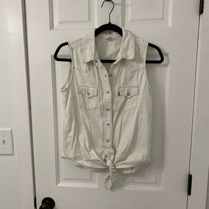 LEVI’S Washed Denim Sleeveless Tie-Front Top